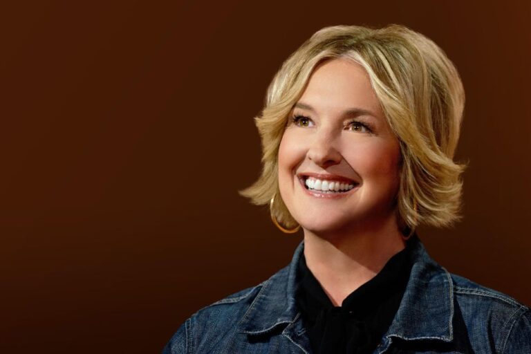 Brené Brown: Powerful Quotes & Insights on Courage and Vulnerability