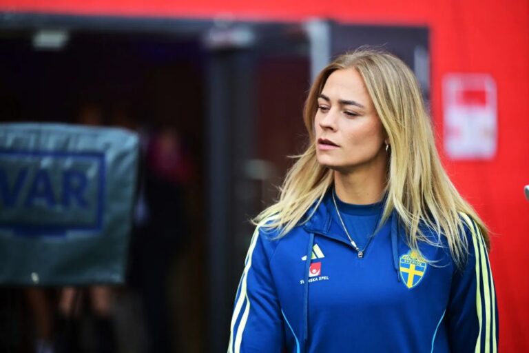 Fridolina Rolfö: 10 Inspiring Quotes from Sweden’s Versatile Football Star