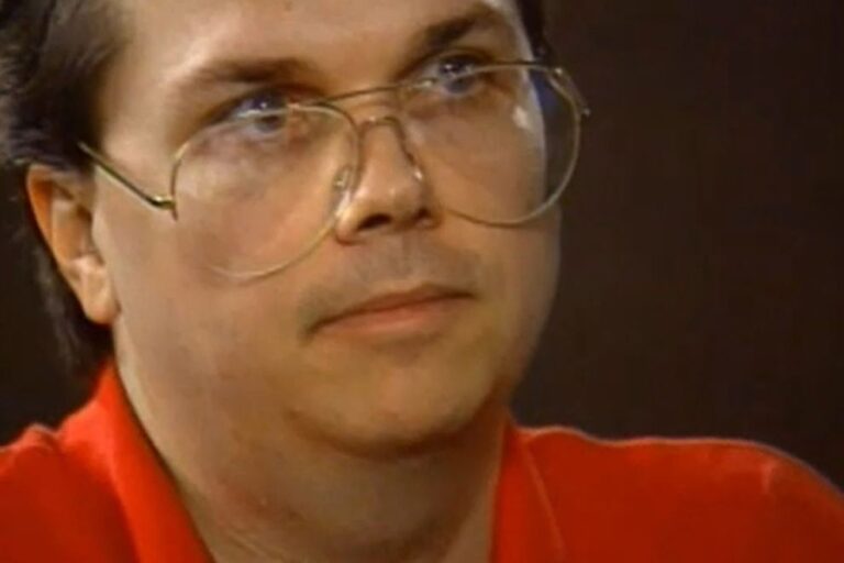 Mark David Chapman: The Man Behind the Murder of John Lennon
